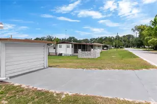 39219 Ola Ave, Zephyrhills, FL 33542 - Photo 3