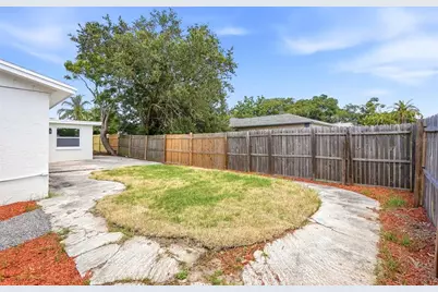 1004 Idlebriar Way, Tarpon Springs, FL 34689 - Photo 29