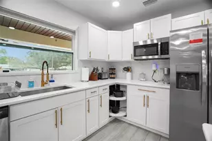2347 Dora Dr, Clearwater, FL 33765 - Photo 9