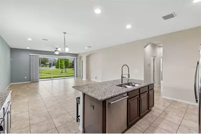 17566 Buckingham Garden Drive, Lithia, FL 33547 - Photo 11
