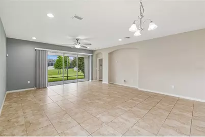 17566 Buckingham Garden Drive, Lithia, FL 33547 - Photo 7