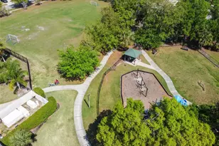 17566 Buckingham Garden Dr, Lithia, FL 33547 - Photo 67