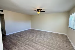 101 Cambridge Trail, Sun City Center, FL 33573 - Photo 11