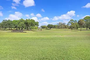 2809 Fairway View Dr, Valrico, FL 33596 - Photo 37