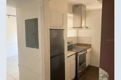 7502 Needle Leaf Place #70, Tampa, FL 33617 - Photo 3