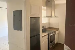 7502 Needle Leaf Pl, Tampa, FL 33617 - Photo 3