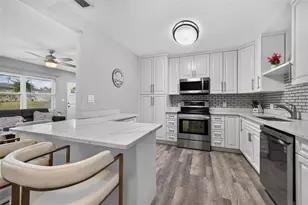 3164 52nd Way N, Saint Petersburg, FL 33710 - Photo 7