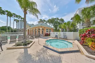 3205 Bay Club Cir, Tampa, FL 33607 - Photo 5