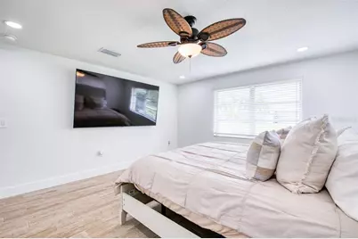 12125 6th Street E, Treasure Island, FL 33706 - Photo 25