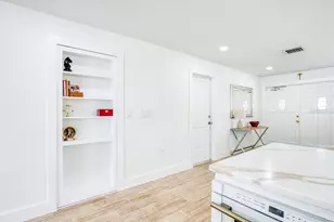 12125 6th St E, Treasure Island, FL 33706 - Photo 19