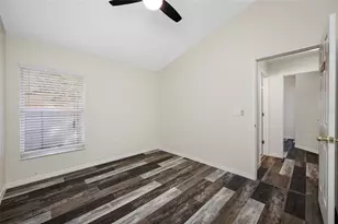18934 Wood Sage Dr, Tampa, FL 33647 - Photo 25