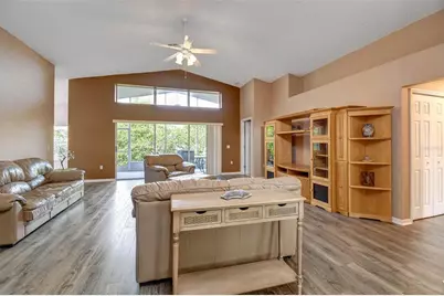 5085 Plumosa Street, Spring Hill, FL 34607 - Photo 5