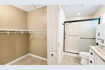 6441 Silver Oaks Drive, Zephyrhills, FL 33542 - Photo 19