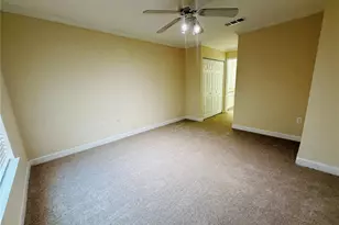 18557 Bridle Club Dr, Tampa, FL 33647 - Photo 13