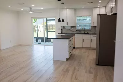 1851 Oak Street, Clearwater, FL 33760 - Photo 3