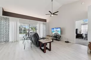 1236 Lansing Dr, Spring Hill, FL 34608 - Photo 9