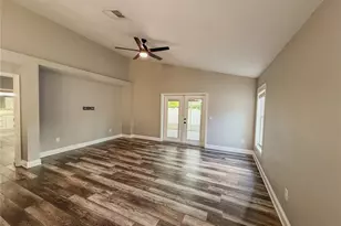 8608 Fawn Creek Dr, Tampa, FL 33626 - Photo 17