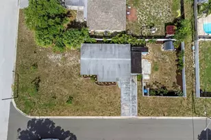 3600 72nd St N, Saint Petersburg, FL 33710 - Photo 27
