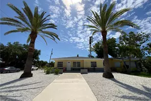 1404 Corey Way S, South Pasadena, FL 33707 - Photo 1