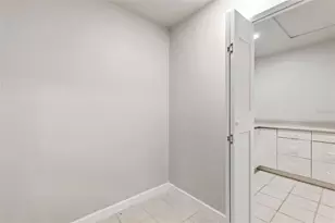 1533 Suffolk St N, Saint Petersburg, FL 33710 - Photo 35