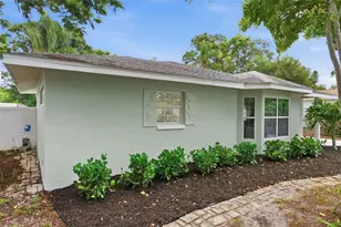 1533 Suffolk St N, Saint Petersburg, FL 33710 - Photo 3