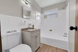 450 Davison Ave NE, Saint Petersburg, FL 33703 - Photo 19