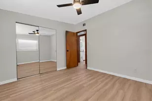 450 Davison Ave NE, Saint Petersburg, FL 33703 - Photo 9