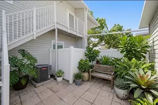 8350 Savannah Trace Cir, Tampa, FL 33615 - Photo 13