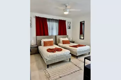 4911 Shetland Avenue, Tampa, FL 33615 - Photo 19