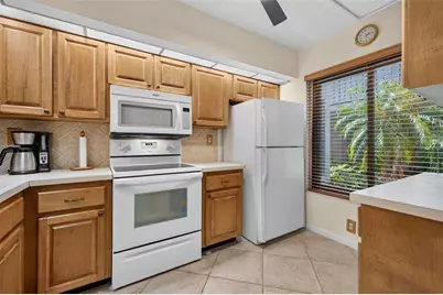 6365 Bahia Del Mar Boulevard #106, Saint Petersburg, FL 33715 - Photo 11