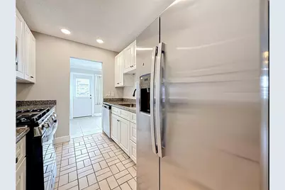 6025 Shore Boulevard S #106, Gulfport, FL 33707 - Photo 13