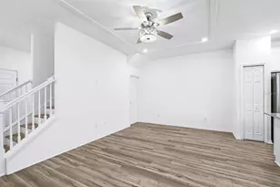 5740 Spotted Harrier Wy, Lithia, FL 33547 - Photo 13