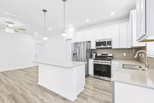 5740 Spotted Harrier Wy, Lithia, FL 33547 - Photo 11