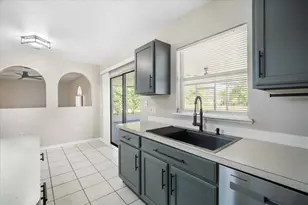 13018 Waterbourne Dr, Gibsonton, FL 33534 - Photo 13