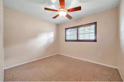7555 19th Avenue N, Saint Petersburg, FL 33710 - Photo 15