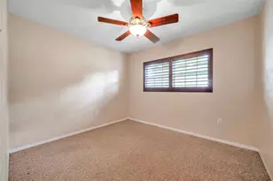 7555 19th Ave N, Saint Petersburg, FL 33710 - Photo 15