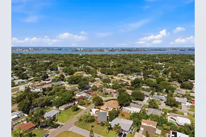 7555 19th Avenue N, Saint Petersburg, FL 33710 - Photo 31
