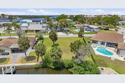 8126 Brighton Drive, Port Richey, FL 34668 - Photo 3
