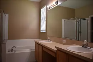 644 Chesney Dr, Valrico, FL 33594 - Photo 11