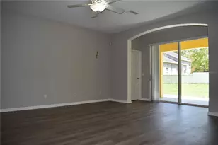 644 Chesney Dr, Valrico, FL 33594 - Photo 3