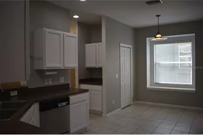 644 Chesney Drive, Valrico, FL 33594 - Photo 5
