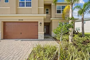 32684 Tamarind Grv Ln, Wesley Chapel, FL 33543 - Photo 5