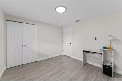 5501 Denver Street NE, Saint Petersburg, FL 33703 - Photo 15