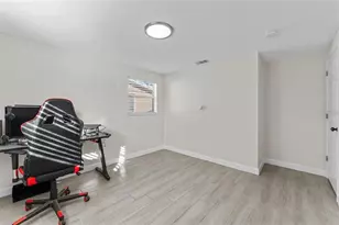 5501 Denver St NE, Saint Petersburg, FL 33703 - Photo 17
