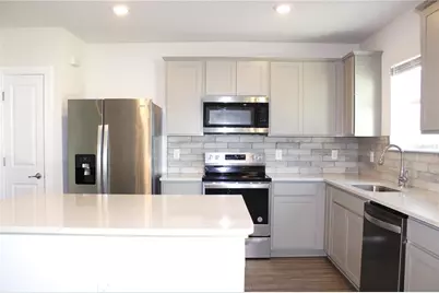 30600 Thunderbird Drive, Wesley Chapel, FL 33545 - Photo 29