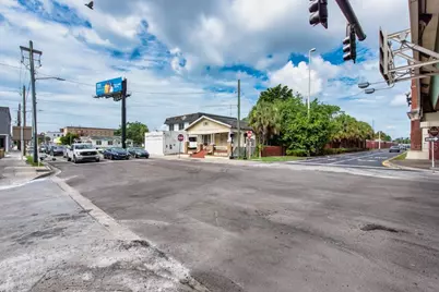 1406 N Howard Avenue, Tampa, FL 33607 - Photo 15