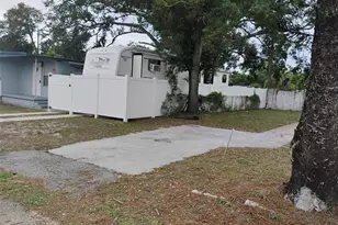1833 Viceroy Ln, Holiday, FL 34690 - Photo 5