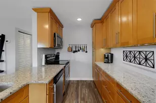 8039 Garden Dr, Seminole, FL 33777 - Photo 15