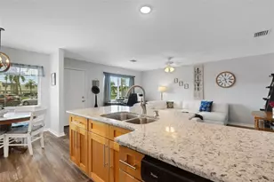 8039 Garden Dr, Seminole, FL 33777 - Photo 13