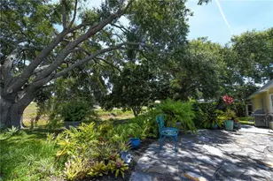 4749 Hamlets Grv Dr, Sarasota, FL 34235 - Photo 25